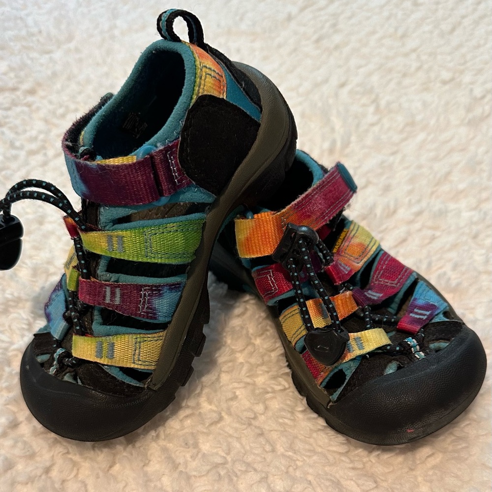 Keen size 9